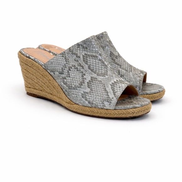 Nanette Lepore Women's Quinton Espadrille Wedge
Gray Snake Print Wedge Sandals - Picture 2 of 15